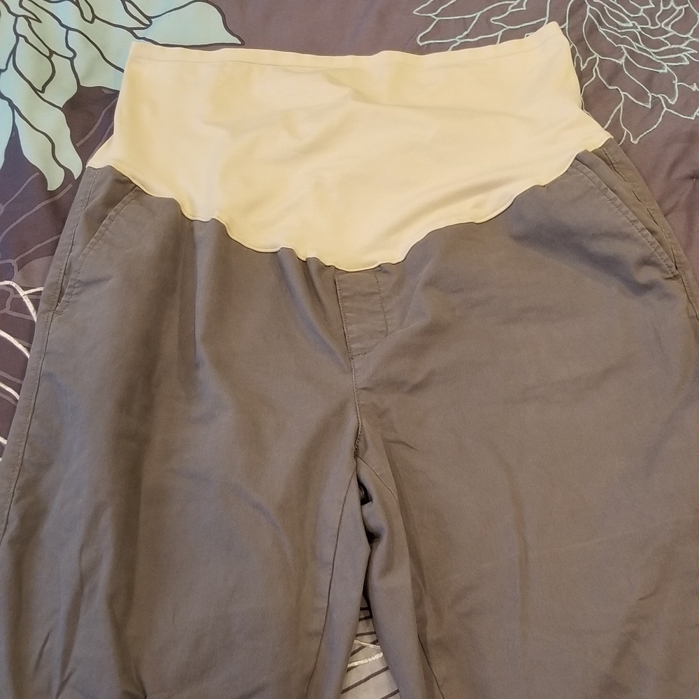 Old Navy Maternity Khakis